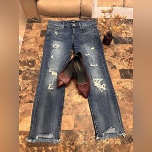 Express- Skinny ankle midrise size 2 short